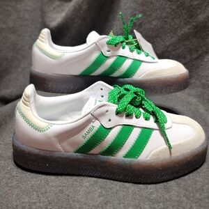 Adidas Sambae shoe 6.5W